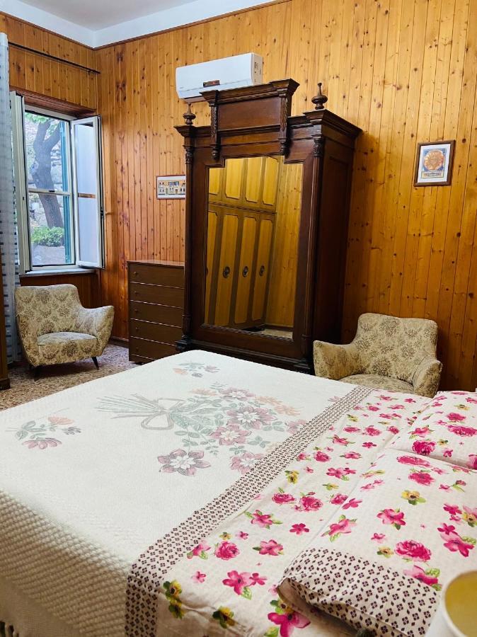 Villa Ninetta-Isabella Γκαέτα Εξωτερικό φωτογραφία